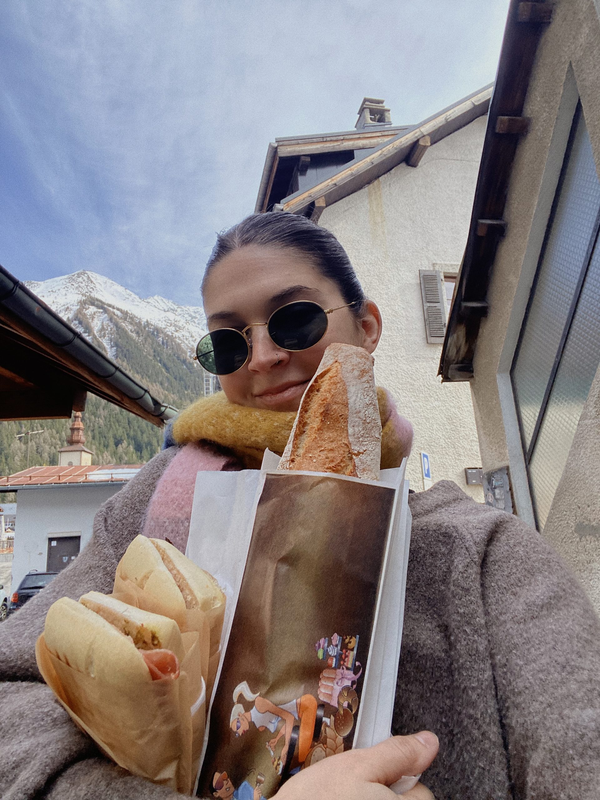 Nenavaden datum: Ali naj v zgodnjih fazah skrivam svojo "čudnost"?